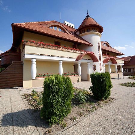 Hotel Kehida Hertelendy Haz Kehidakustány Exterior foto